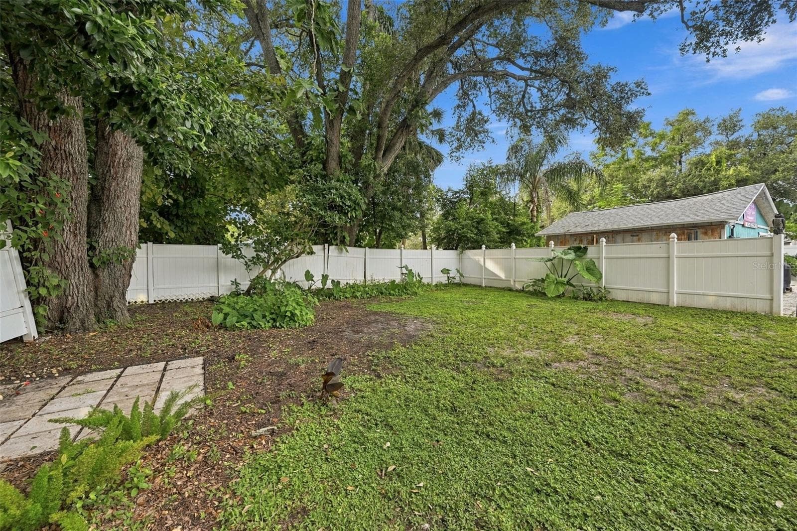 Single Family Residence at 1242 NEW YORK AVE, DUNEDIN, photo 40 of 42