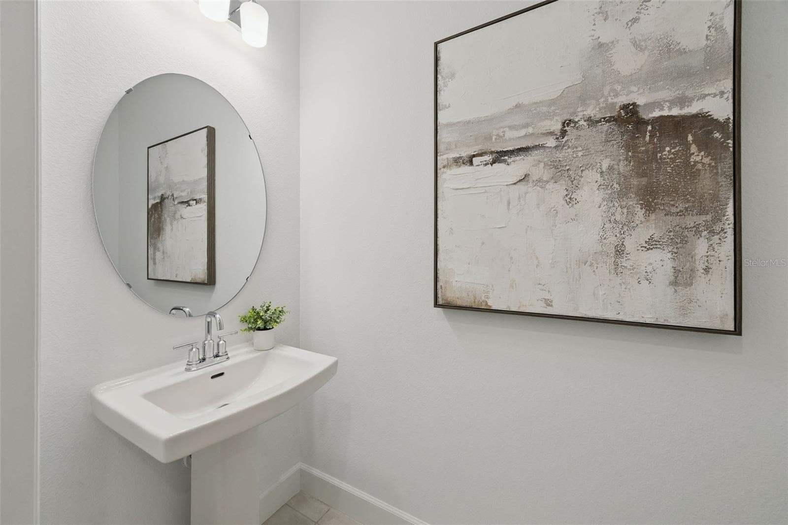 Downstairs Powder Room - 16283 HONEY HARVEST ST, WINTER GARDEN