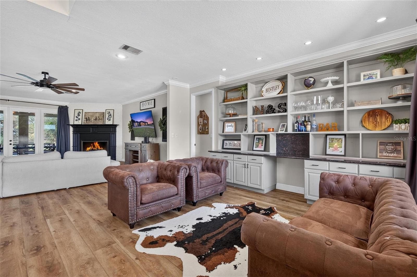 Formal sitting area - 15818 MAHONEY DR, SPRING HILL