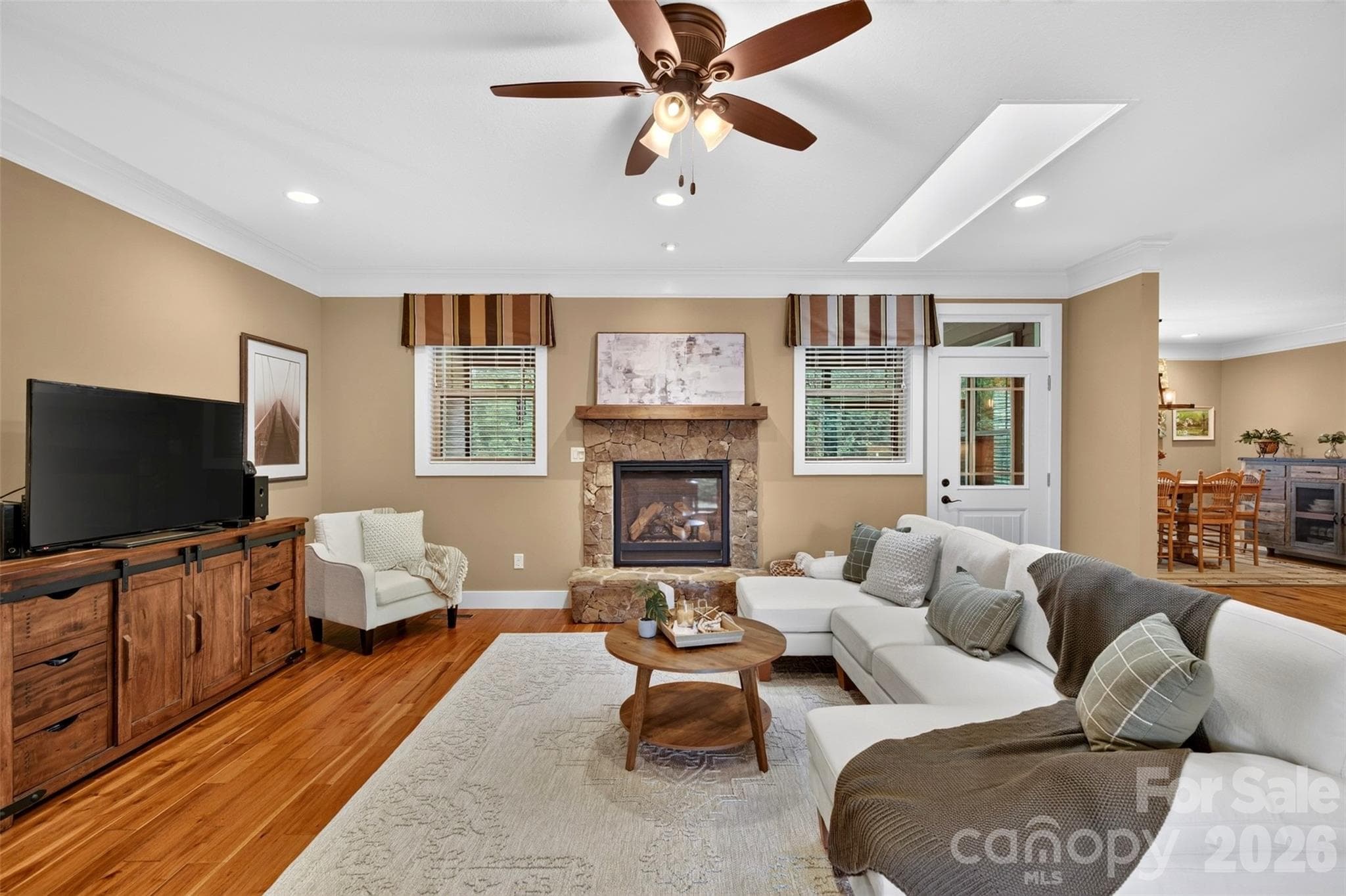 Living Room - 70 King Heights Drive, Fletcher