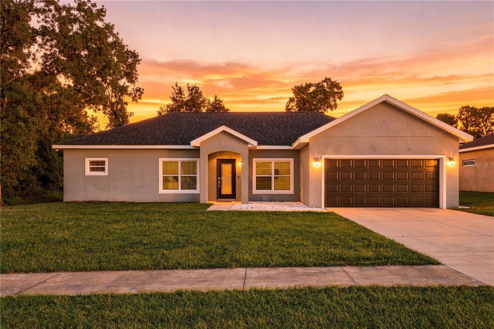 645 MARION OAKS TRL