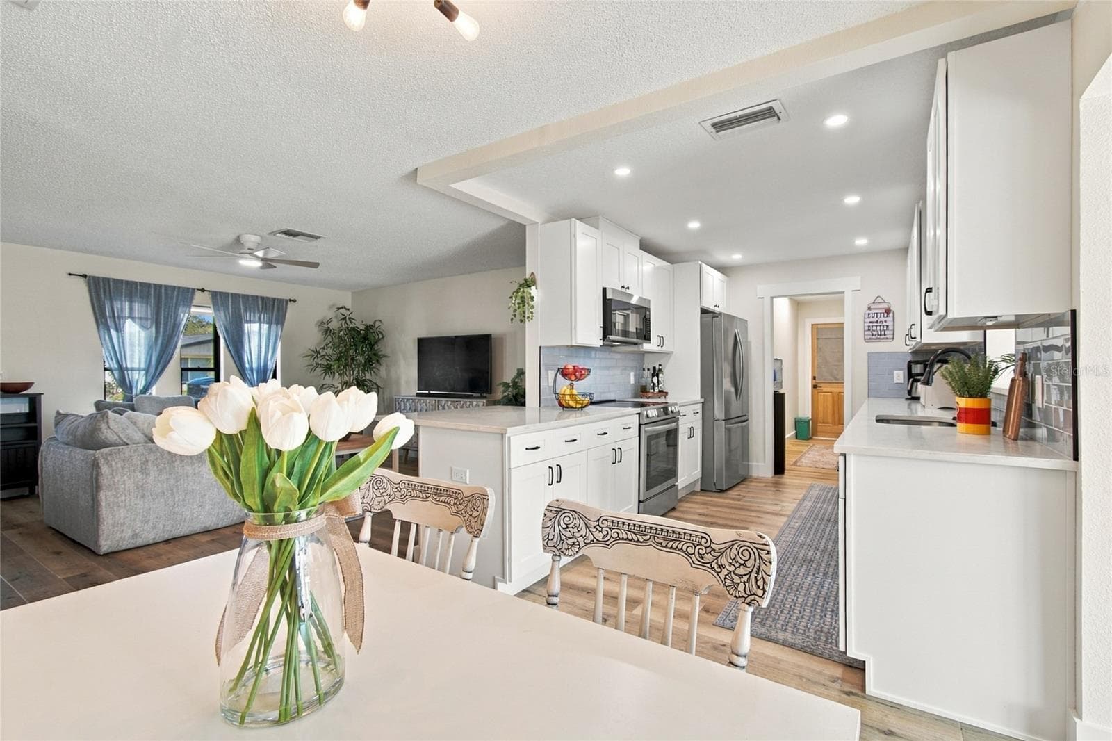 Single Family Residence at 1813 DRIFTWOOD CIR N, OLDSMAR, photo 12 of 39