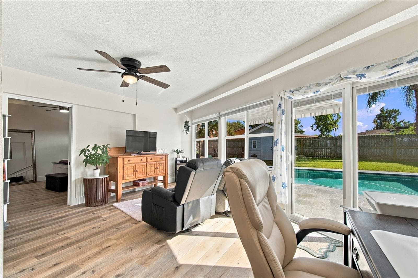 Single Family Residence at 1813 DRIFTWOOD CIR N, OLDSMAR, photo 18 of 39