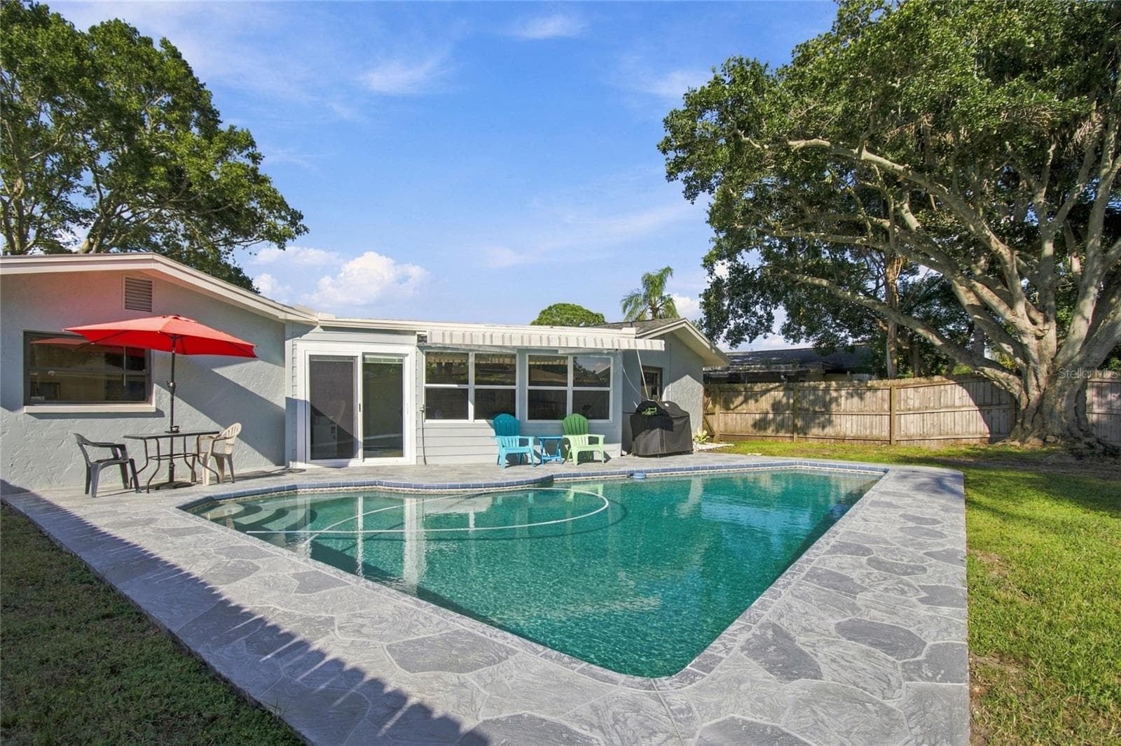 Single Family Residence at 1813 DRIFTWOOD CIR N, OLDSMAR, photo 32 of 39