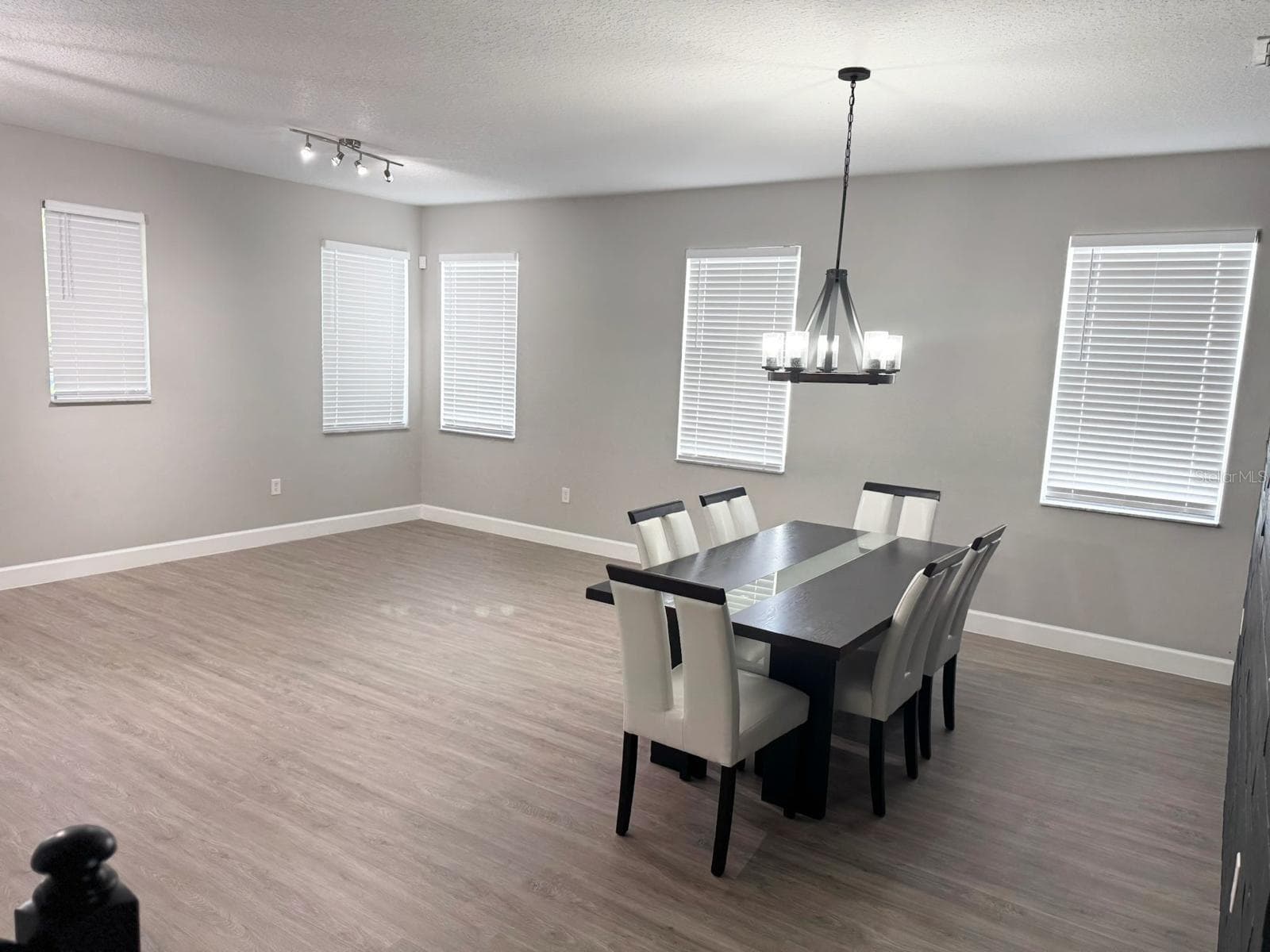 Single Family Residence at 10313 STRATFORD POINTE AVE, ORLANDO, photo 5 of 16