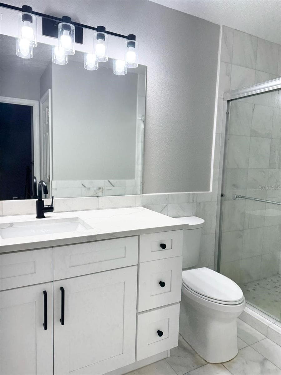 Single Family Residence at 10313 STRATFORD POINTE AVE, ORLANDO, photo 14 of 16