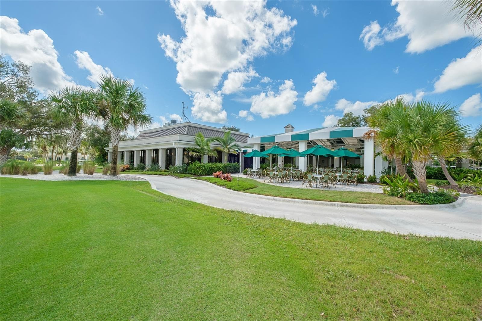 Private Country Club - 11165 HOGAN CIR, ENGLEWOOD