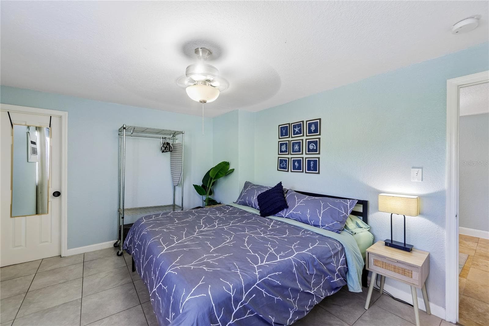 Single Family Residence at 8479 PINEWOOD RD, SARASOTA, photo 14 of 28