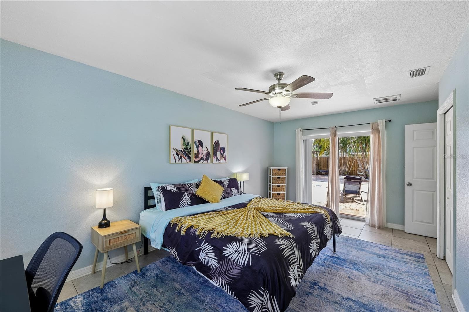 Single Family Residence at 8479 PINEWOOD RD, SARASOTA, photo 18 of 28