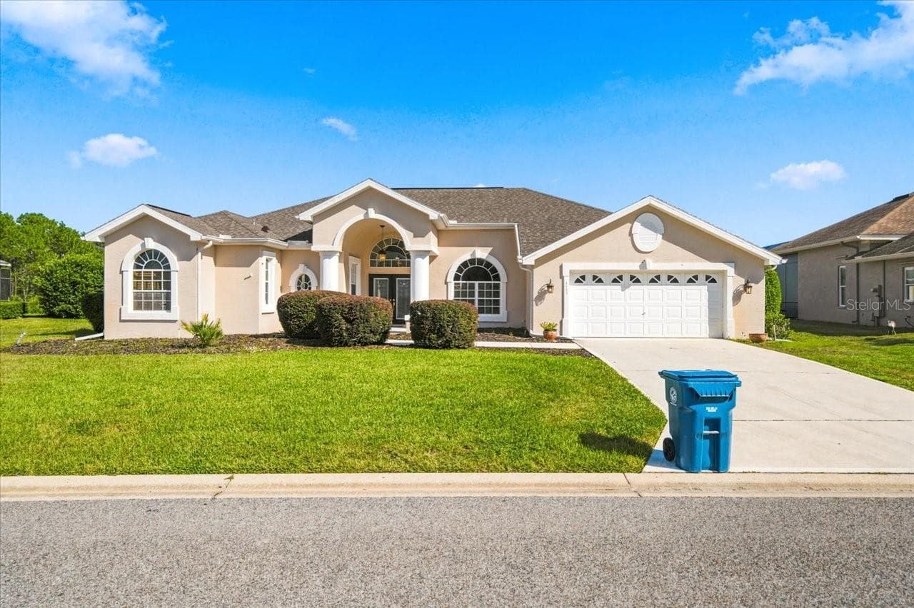 Single Family Residence at 8405 MAYBELLE DR, WEEKI WACHEE, photo 6 of 66