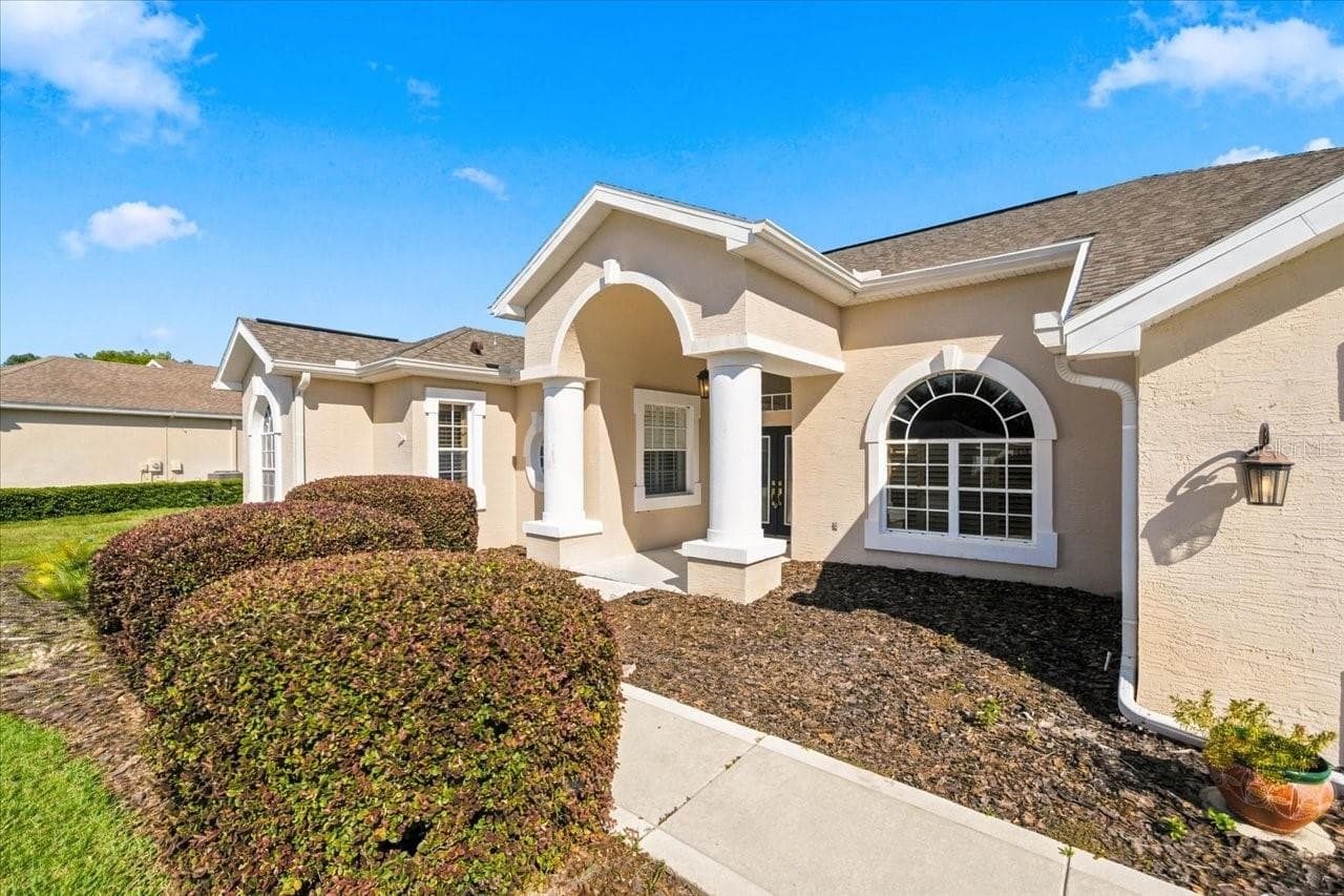 Single Family Residence at 8405 MAYBELLE DR, WEEKI WACHEE, photo 8 of 66