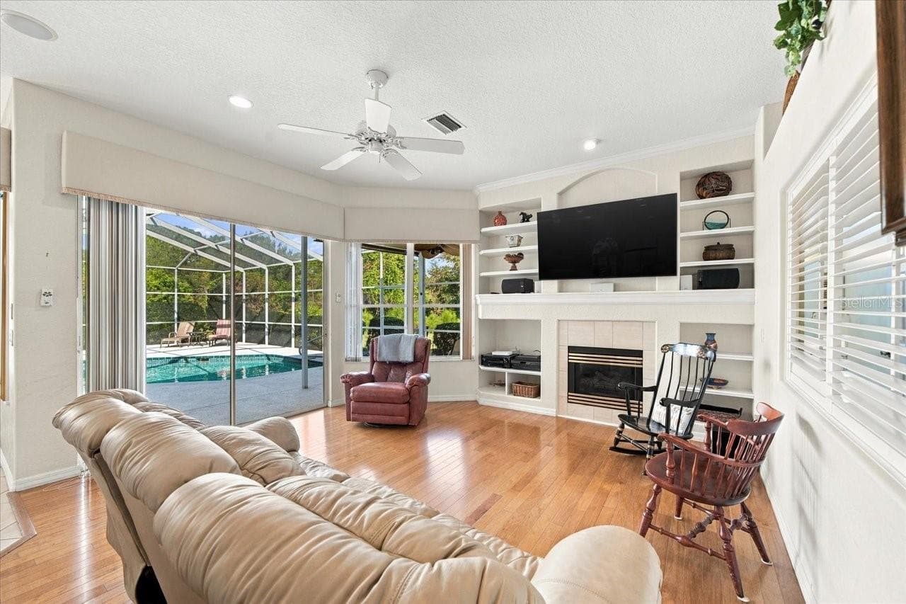 Single Family Residence at 8405 MAYBELLE DR, WEEKI WACHEE, photo 29 of 66