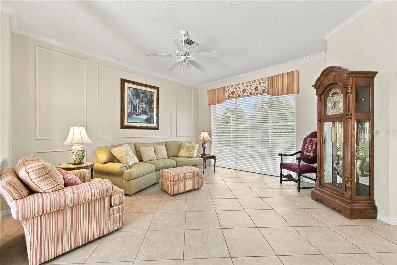 Single Family Residence at 8405 MAYBELLE DR, WEEKI WACHEE, photo 37 of 66