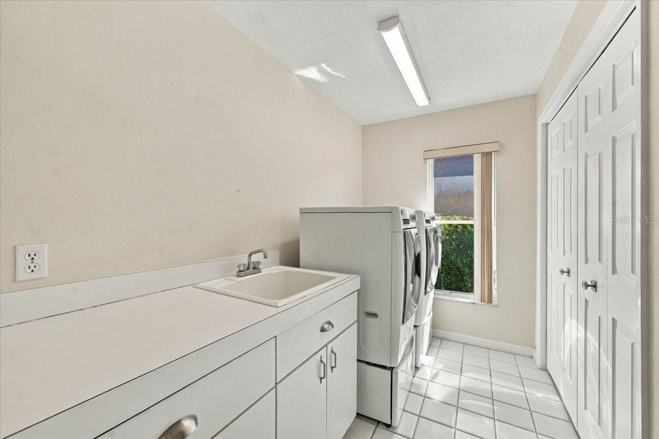 Single Family Residence at 8405 MAYBELLE DR, WEEKI WACHEE, photo 49 of 66