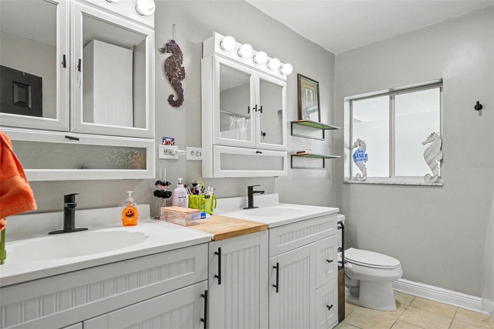 Single Family Residence at 3022 DARTMOUTH AVE N, ST PETERSBURG, photo 15 of 27