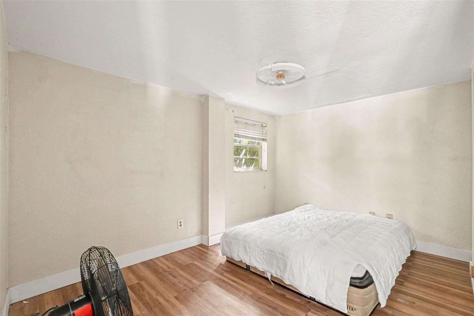 Single Family Residence at 3022 DARTMOUTH AVE N, ST PETERSBURG, photo 20 of 27