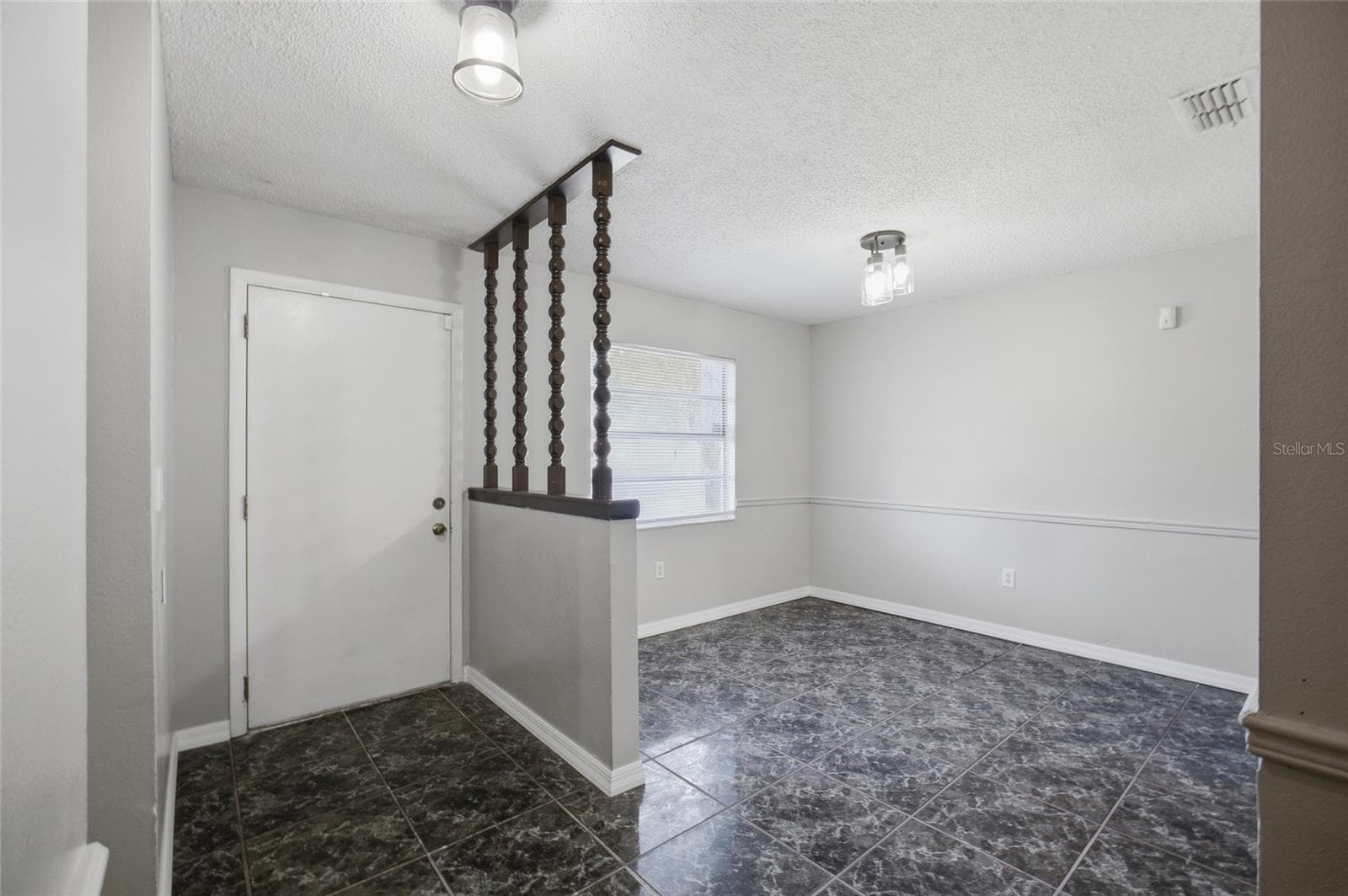Single Family Residence at 721 GREENLEAF LN, LAKE WALES, photo 4 of 20