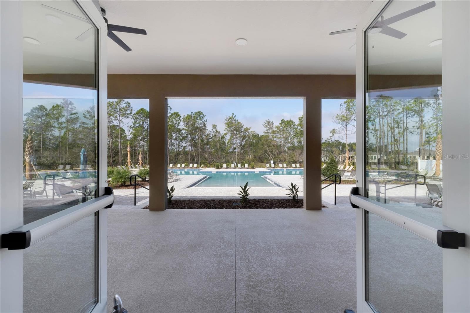 Single Family Residence at 3633 BONSPIEL DR, ORMOND BEACH, photo 38 of 60