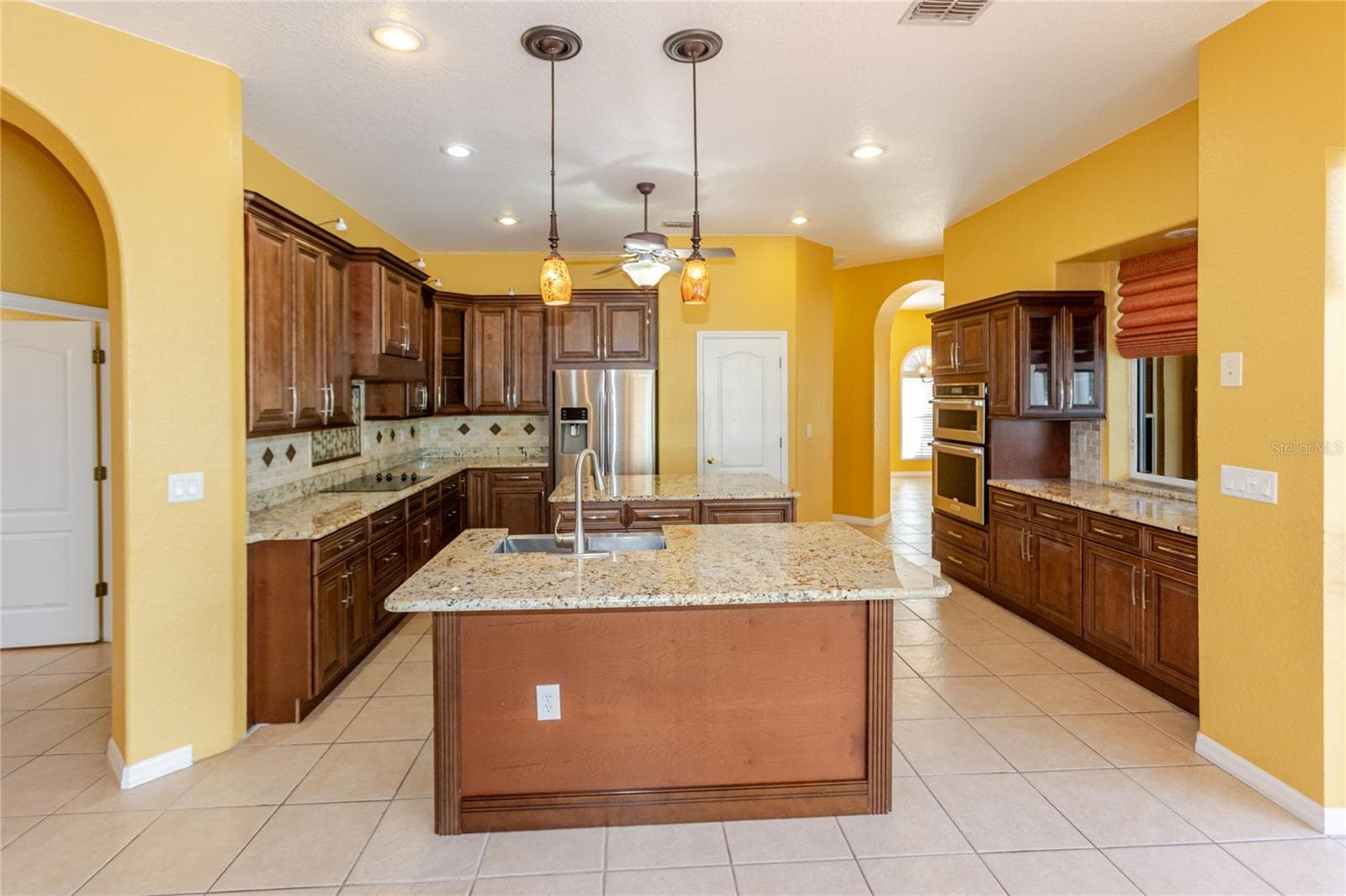 Single Family Residence at 3427 MISTY VIEW DR, SPRING HILL, photo 3 of 67