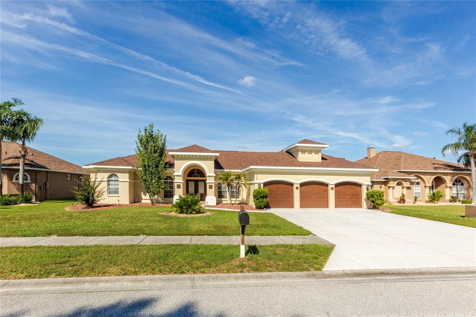 Single Family Residence at 3427 MISTY VIEW DR, SPRING HILL, photo 8 of 67