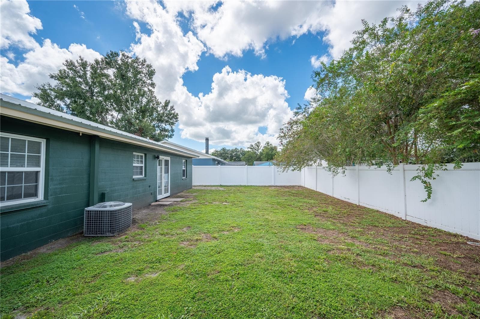 Single Family Residence at 2262 HONEYCOMB LN, LAKELAND, photo 20 of 21