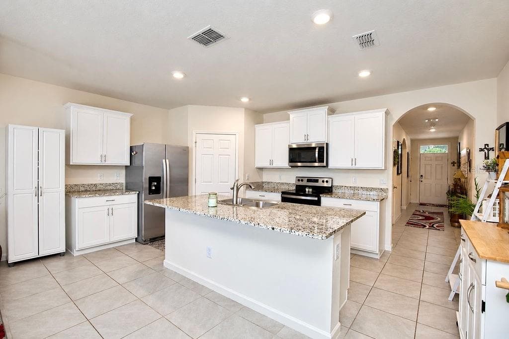 Single Family Residence at 846 REMINGTON GREEN SE DR, PALM BAY, photo 9 of 45