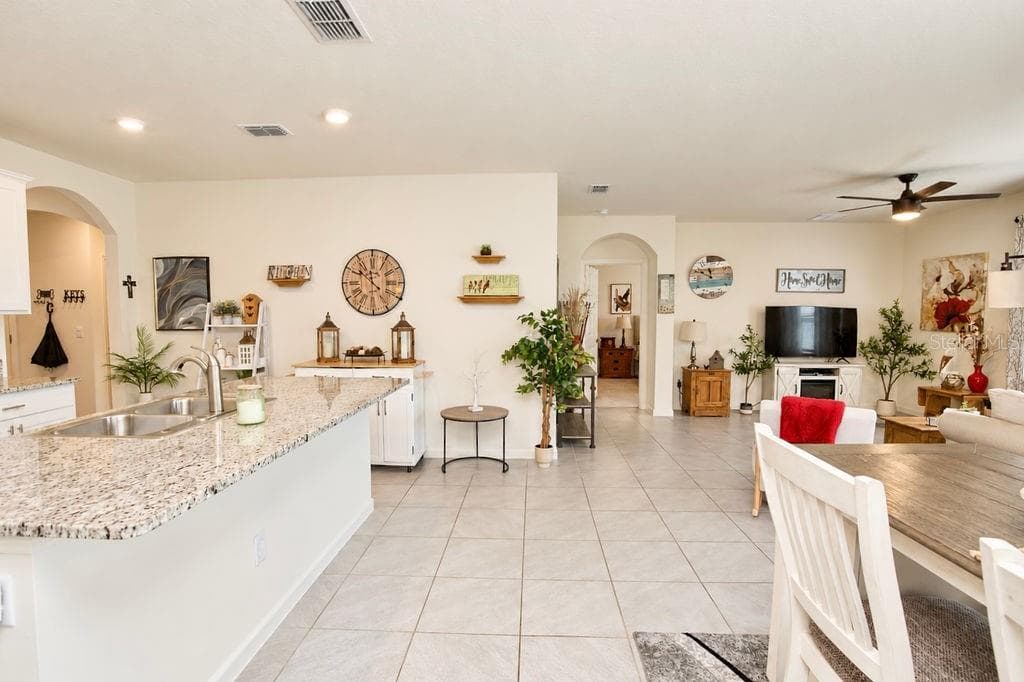 Single Family Residence at 846 REMINGTON GREEN SE DR, PALM BAY, photo 10 of 45