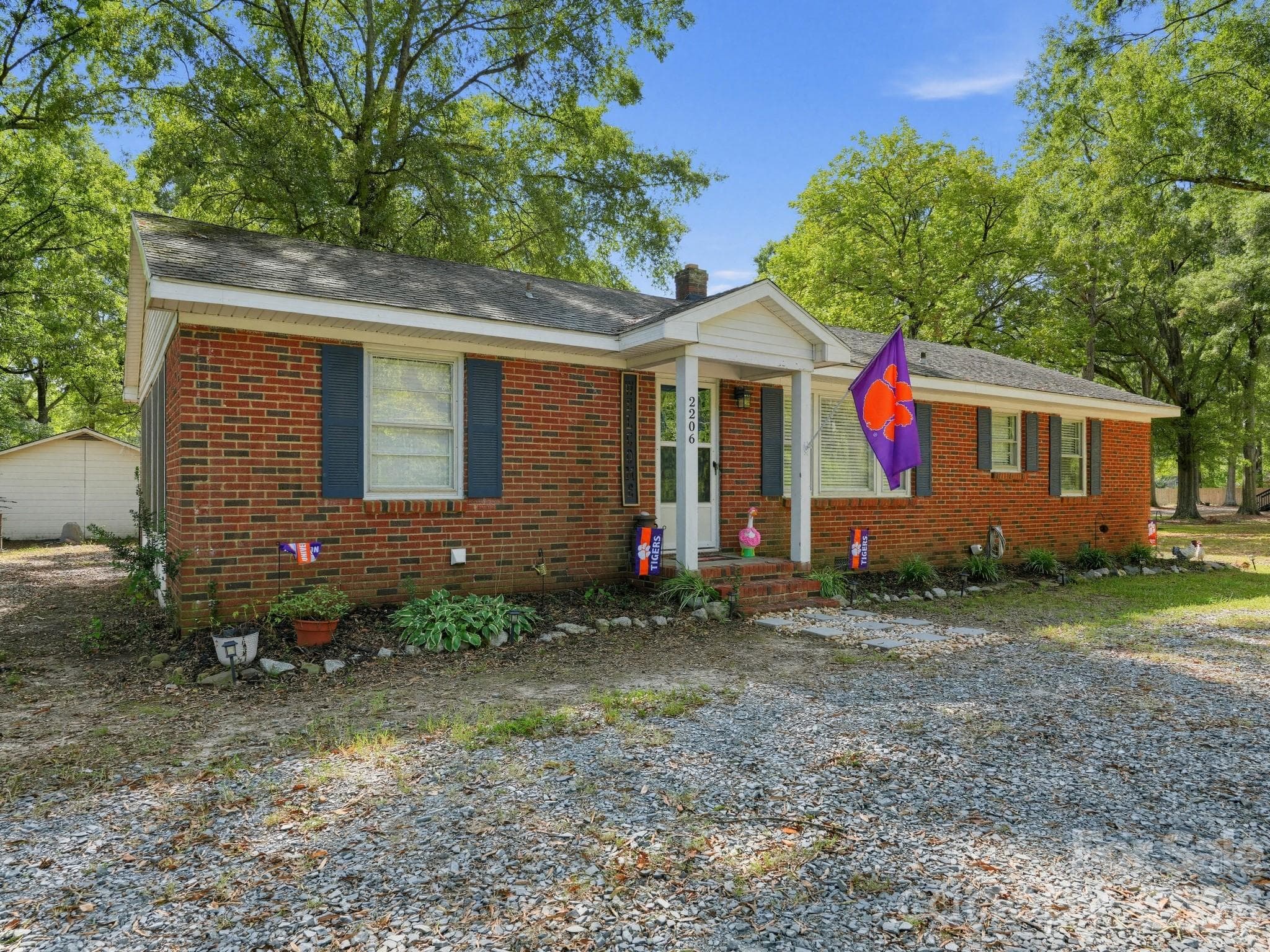 Single Family Residence at 2206 White Store Road, Monroe, photo 2 of 36