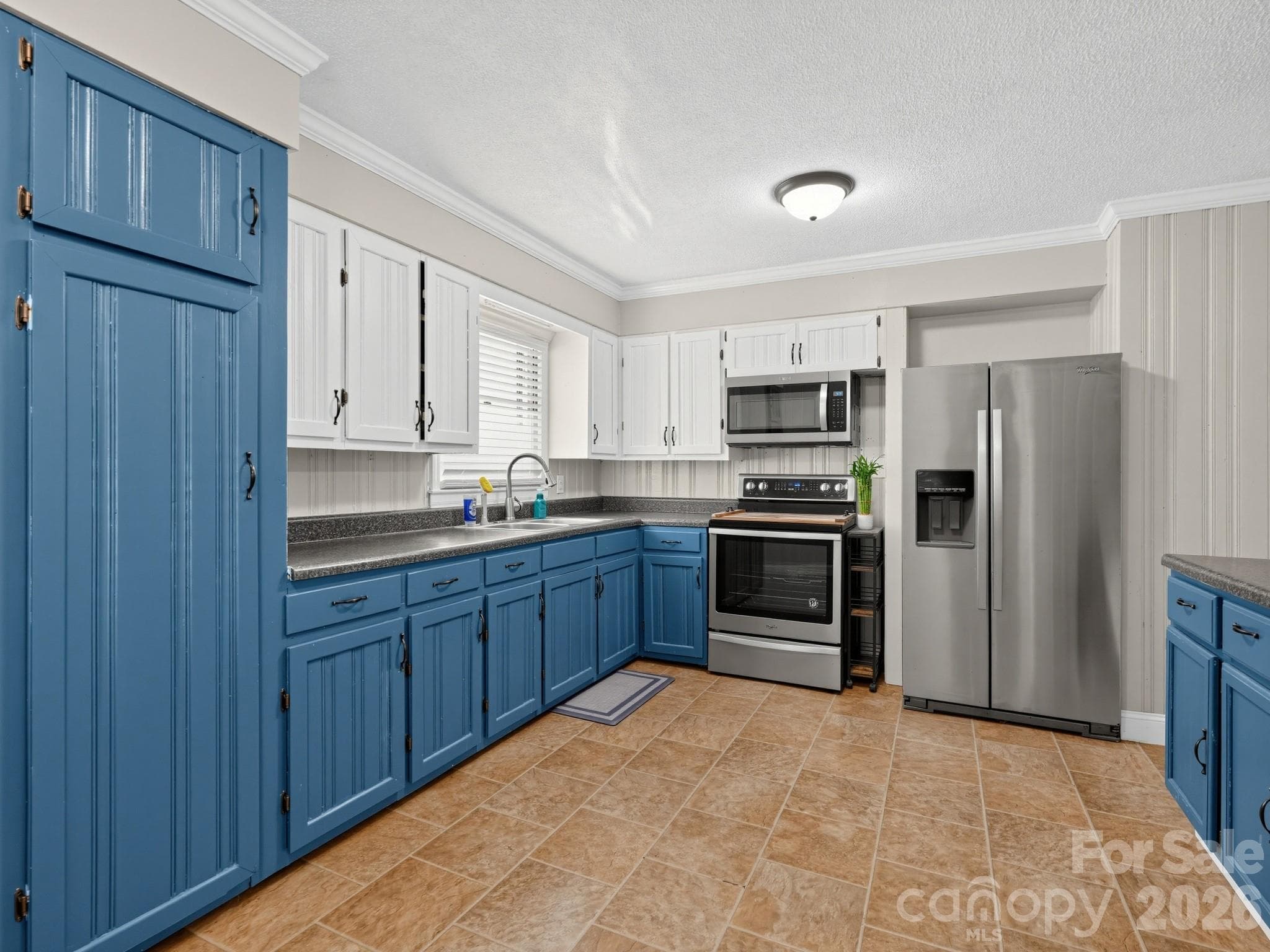 Single Family Residence at 2206 White Store Road, Monroe, photo 10 of 36
