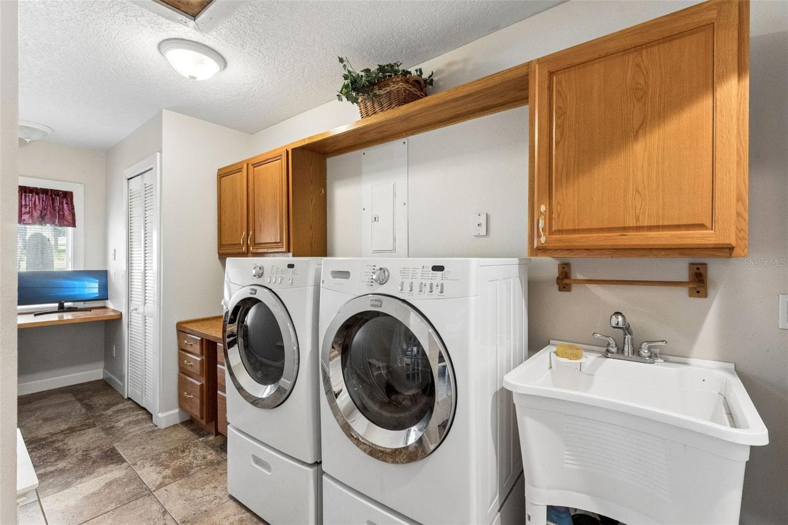 Single Family Residence at 4574 SAILBREEZE CT, ORLANDO, photo 38 of 56