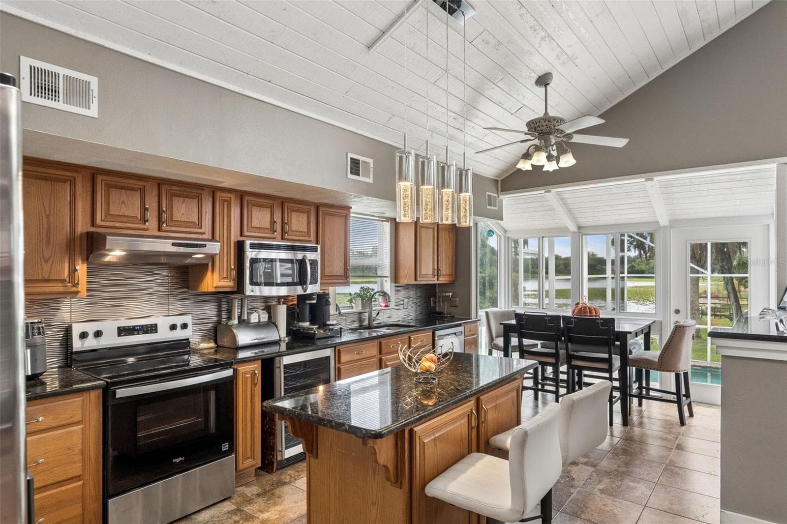 Single Family Residence at 4574 SAILBREEZE CT, ORLANDO, photo 8 of 56