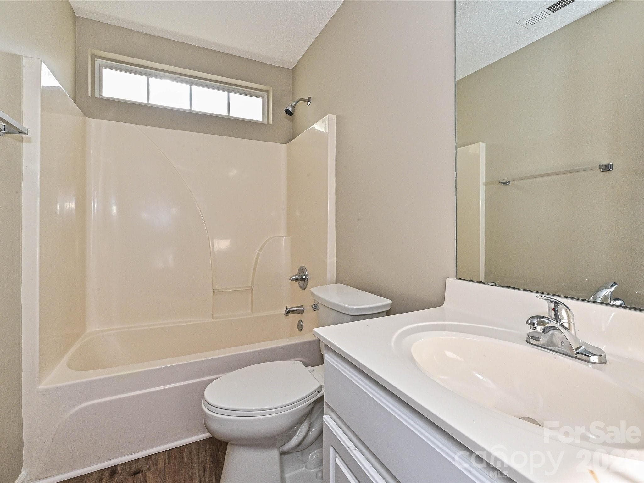 Single Family Residence at 4621 Victory Lane, Charlotte, photo 12 of 15