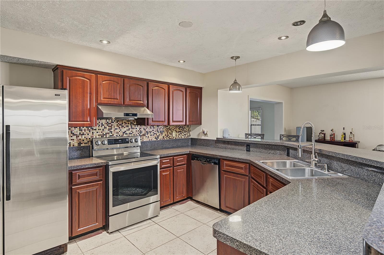 Single Family Residence at 210 LEAFWOOD RD, TARPON SPRINGS, photo 9 of 42