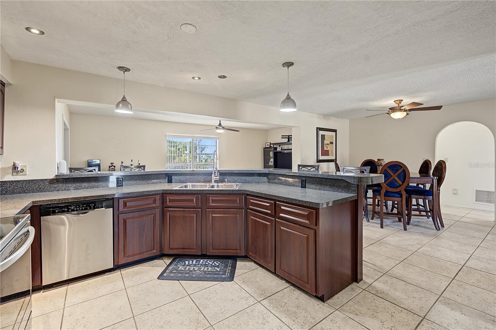 Single Family Residence at 210 LEAFWOOD RD, TARPON SPRINGS, photo 11 of 42