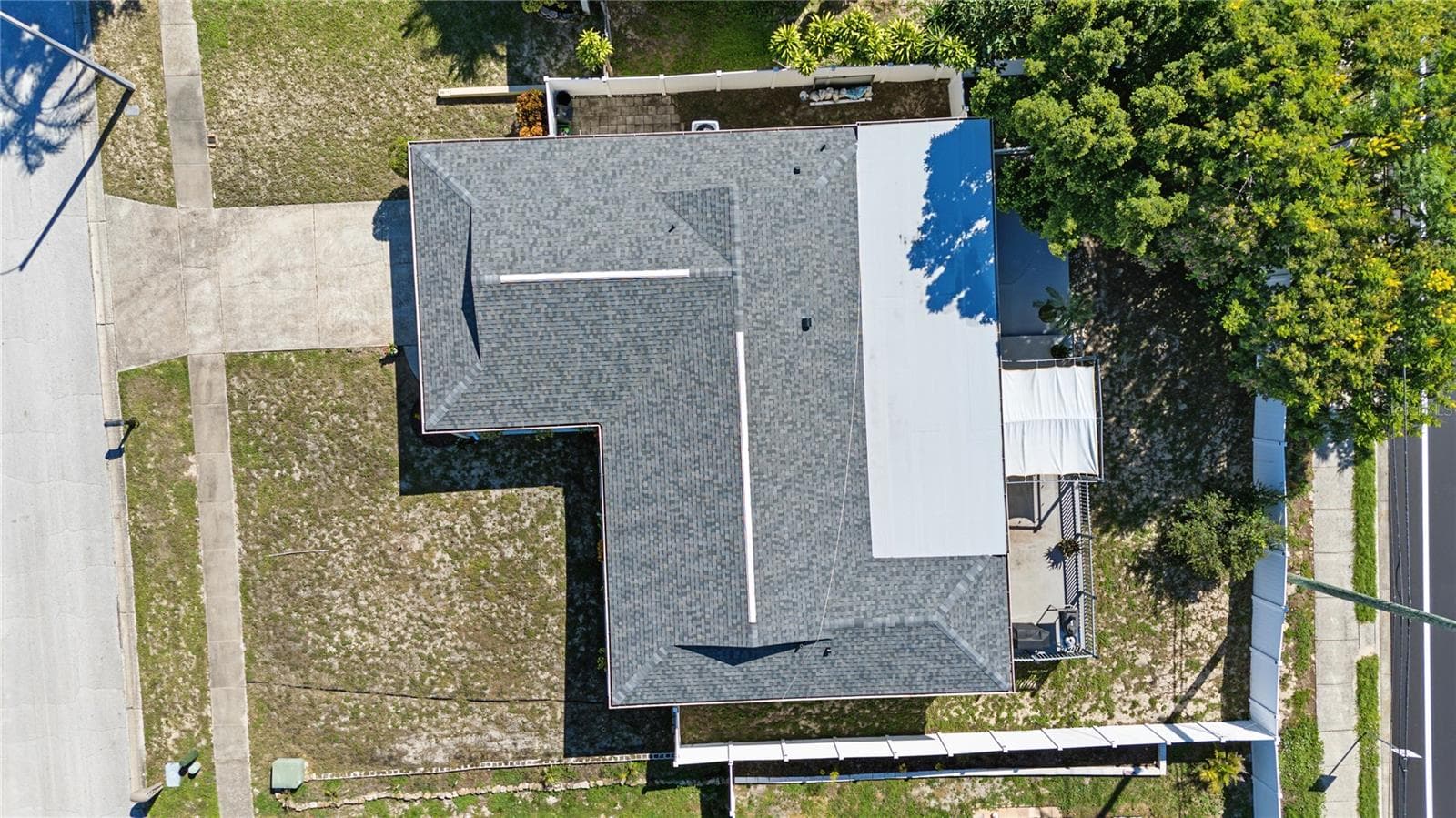Single Family Residence at 210 LEAFWOOD RD, TARPON SPRINGS, photo 42 of 42