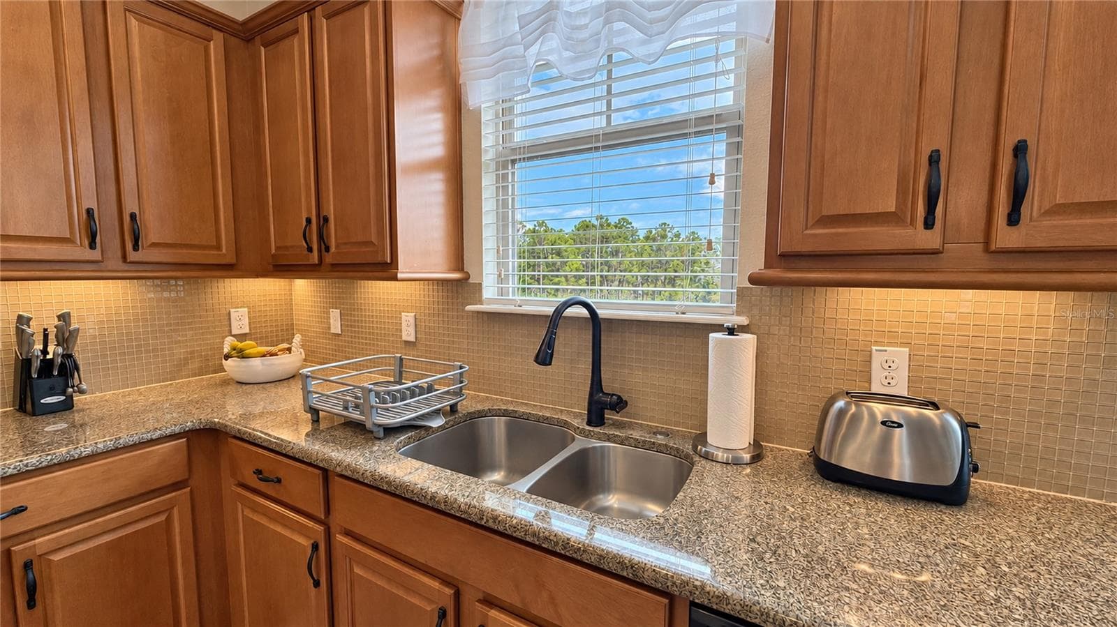 Townhouse at 10870 SUNSET RIDGE LN, ORLANDO, photo 9 of 46