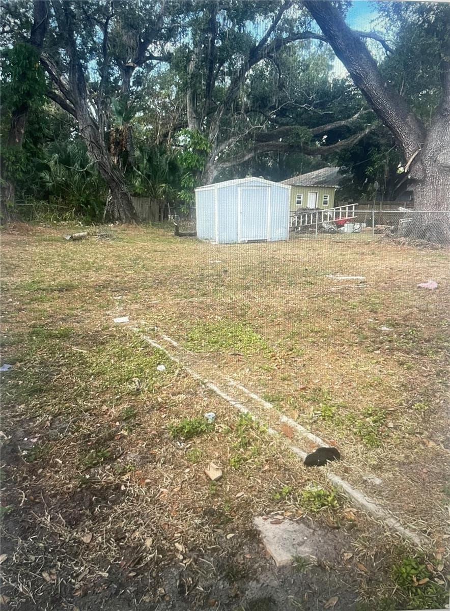 Single Family Residence at 1112 6TH ST E, BRADENTON, photo 6 of 6