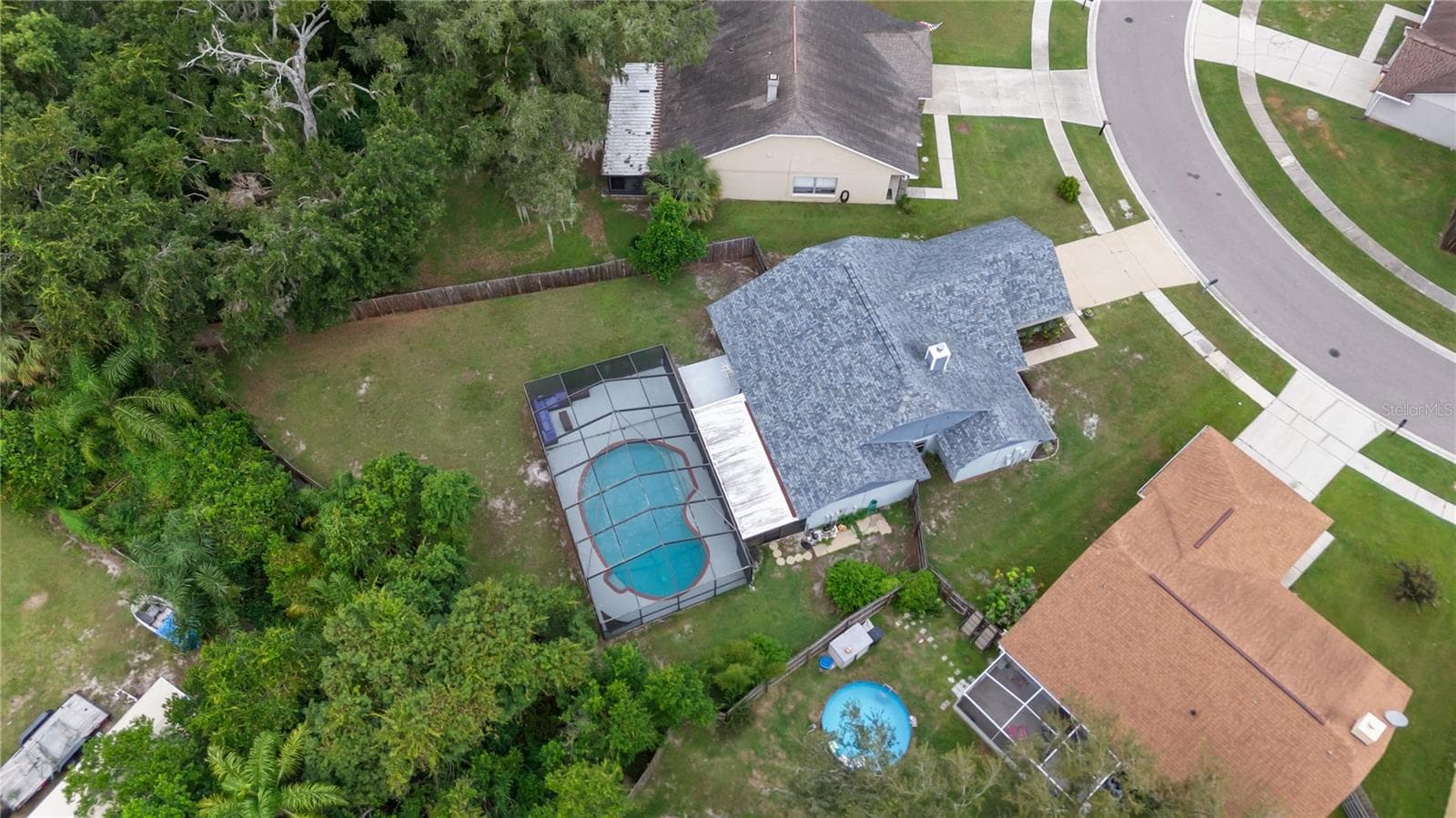 Single Family Residence at 2041 SHADOW PINE DR, BRANDON, photo 33 of 37