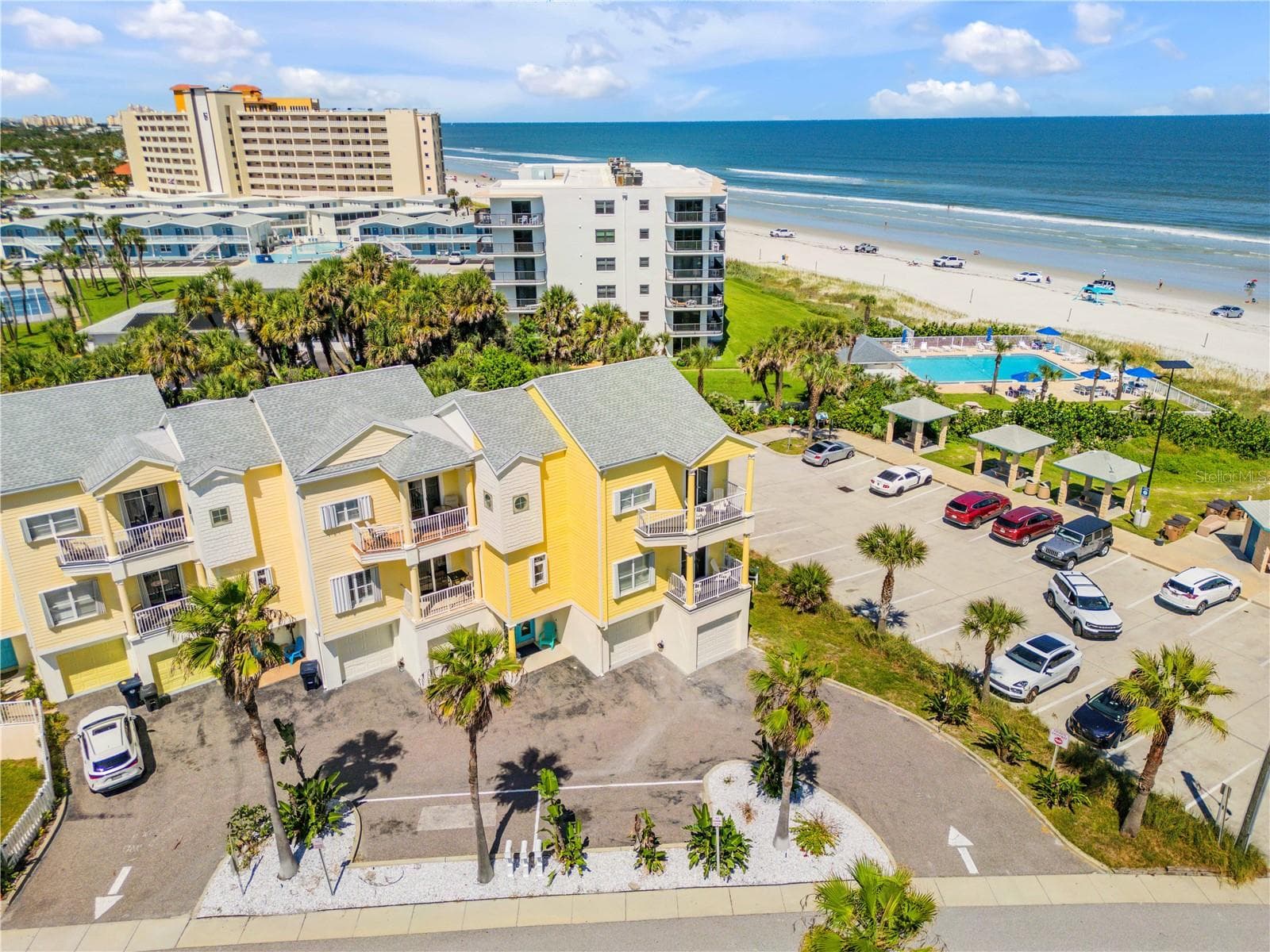 Townhome - 530 ESTHER ST, NEW SMYRNA BEACH