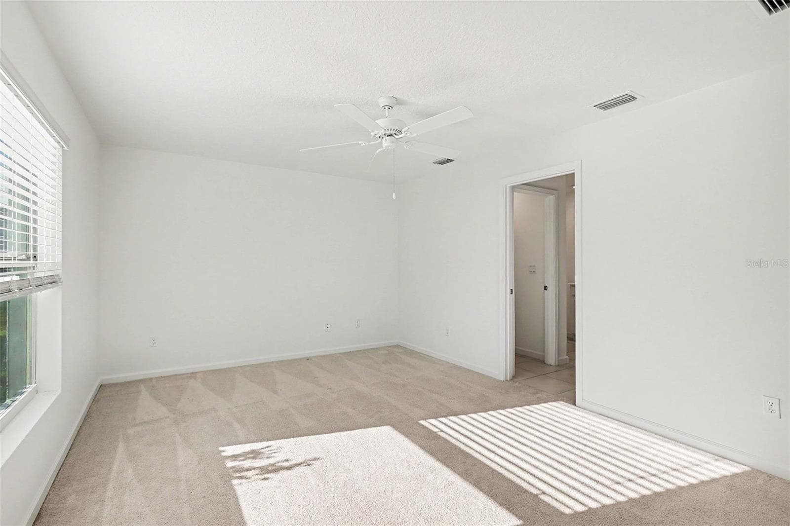 Single Family Residence at 1645 DIABLO CIR SW, PALM BAY, photo 3 of 19