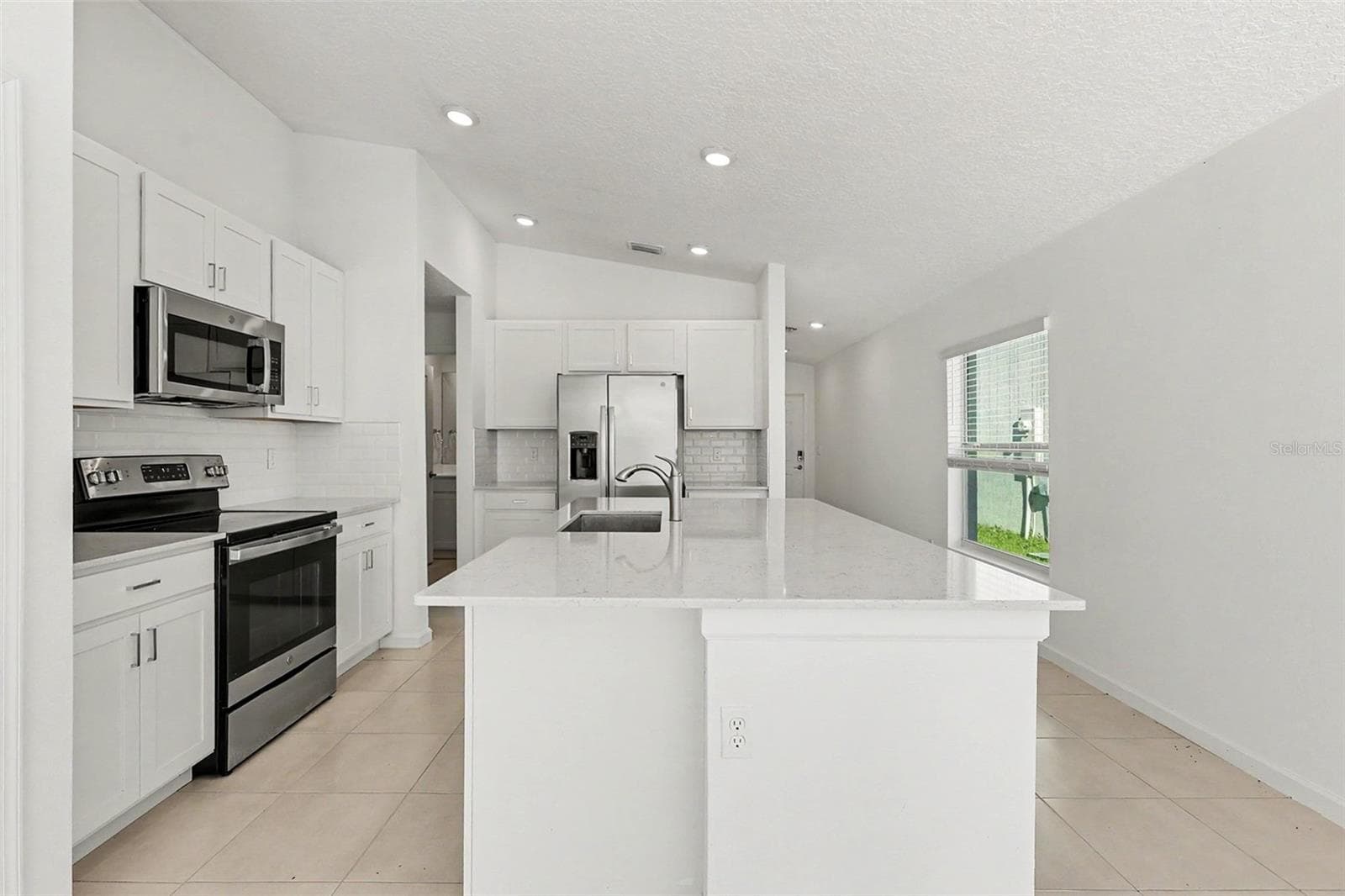 Single Family Residence at 1645 DIABLO CIR SW, PALM BAY, photo 12 of 19