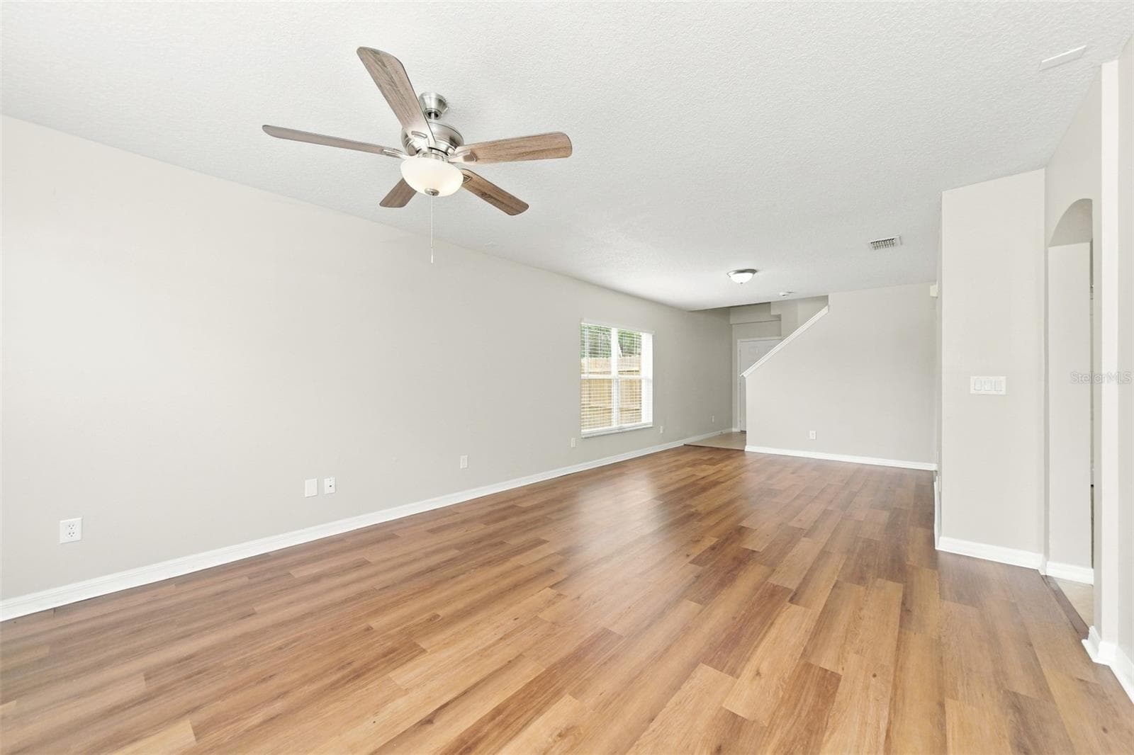 Single Family Residence at 2036 PORTCASTLE CIR, WINTER GARDEN, photo 9 of 43
