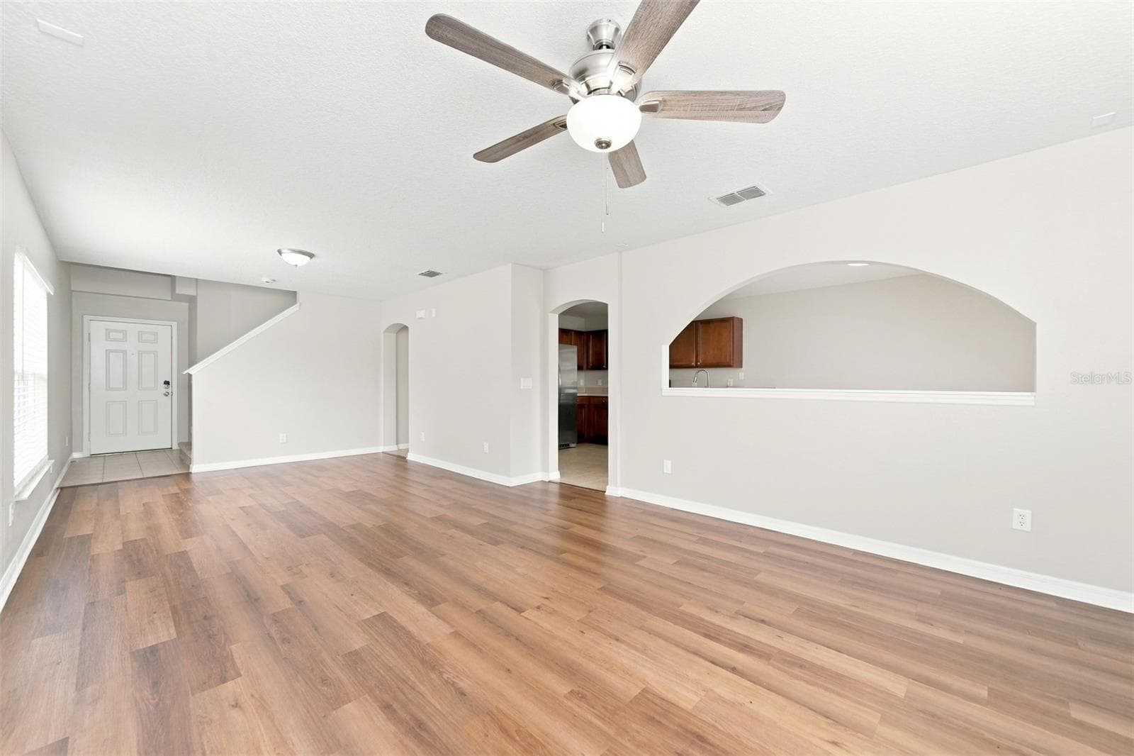 Single Family Residence at 2036 PORTCASTLE CIR, WINTER GARDEN, photo 10 of 43