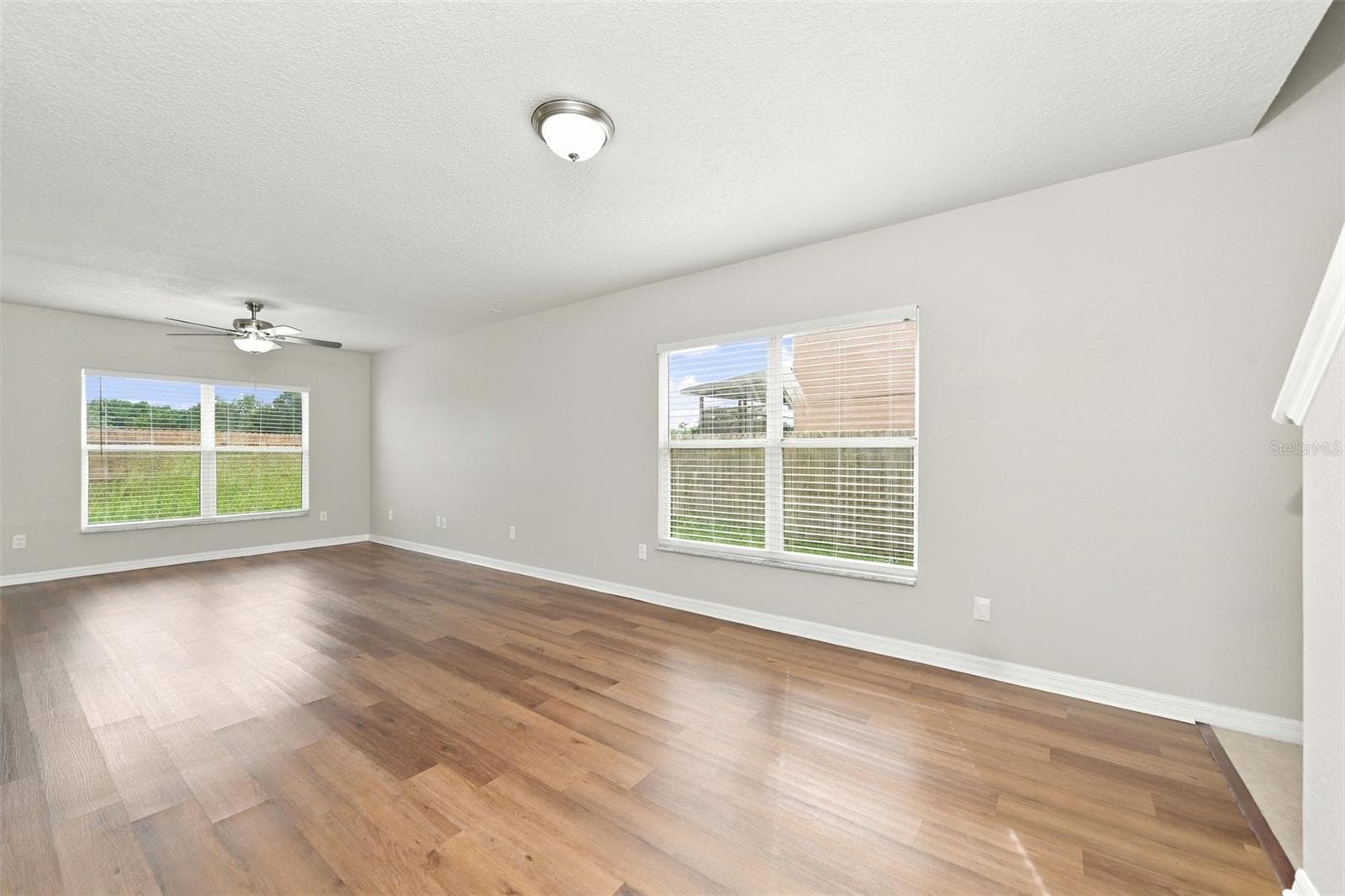 Single Family Residence at 2036 PORTCASTLE CIR, WINTER GARDEN, photo 11 of 43
