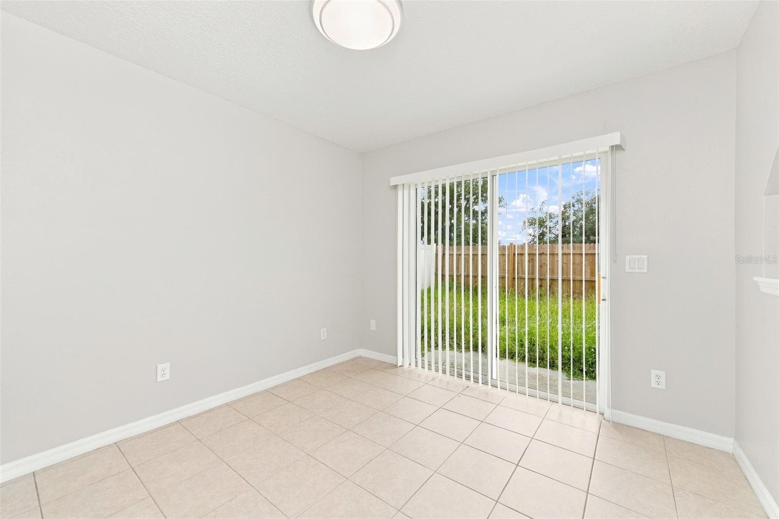 Single Family Residence at 2036 PORTCASTLE CIR, WINTER GARDEN, photo 15 of 43