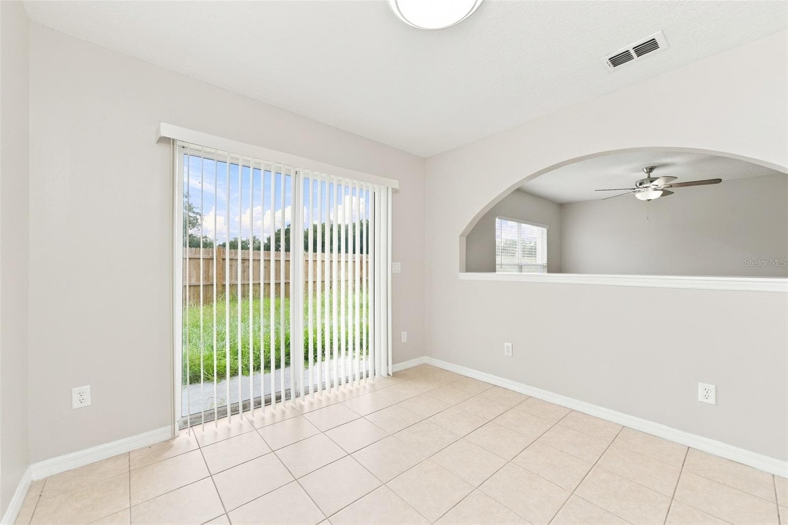 Single Family Residence at 2036 PORTCASTLE CIR, WINTER GARDEN, photo 16 of 43