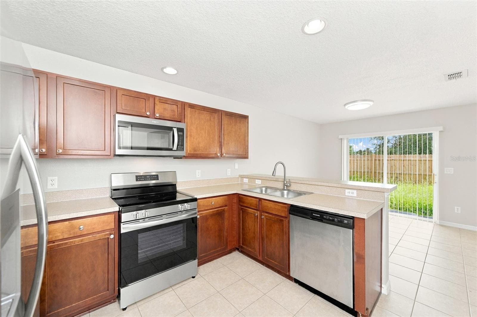 Single Family Residence at 2036 PORTCASTLE CIR, WINTER GARDEN, photo 18 of 43