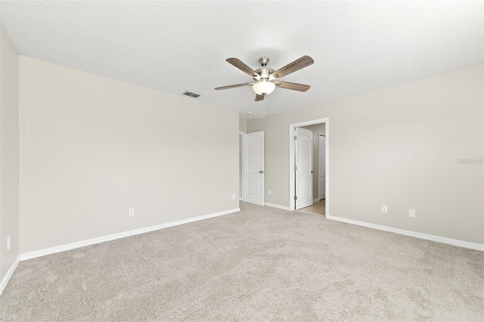 Single Family Residence at 2036 PORTCASTLE CIR, WINTER GARDEN, photo 27 of 43