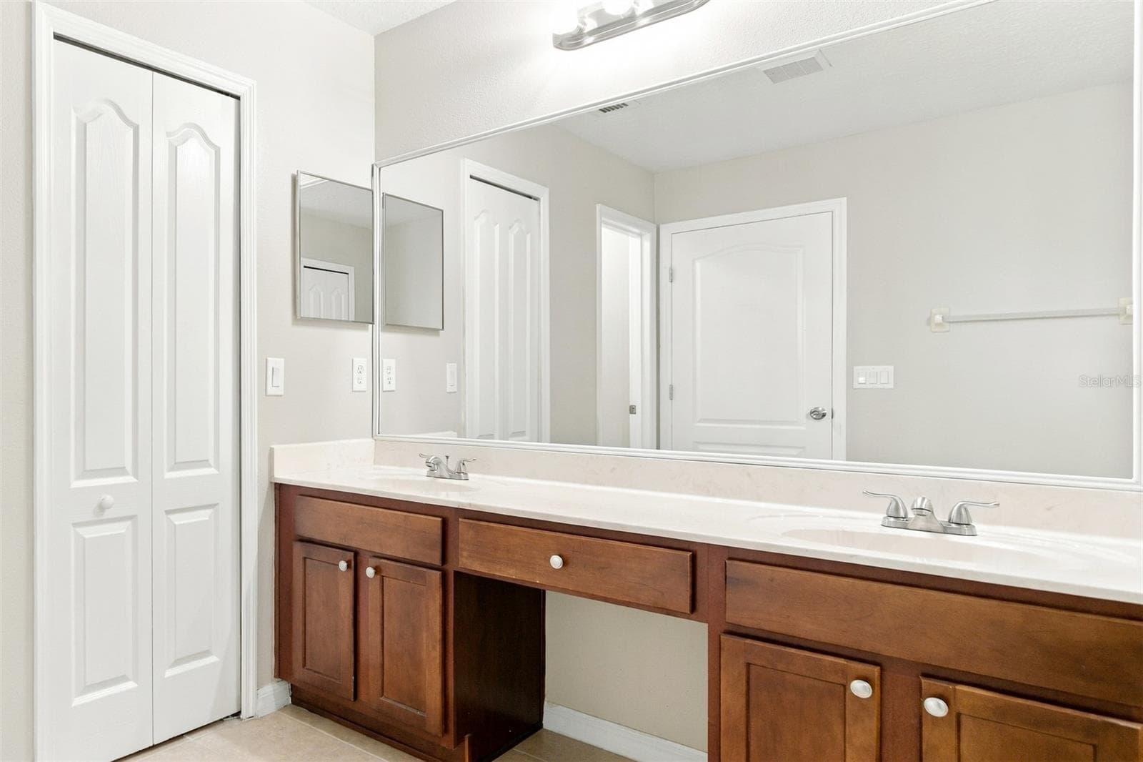 Single Family Residence at 2036 PORTCASTLE CIR, WINTER GARDEN, photo 30 of 43