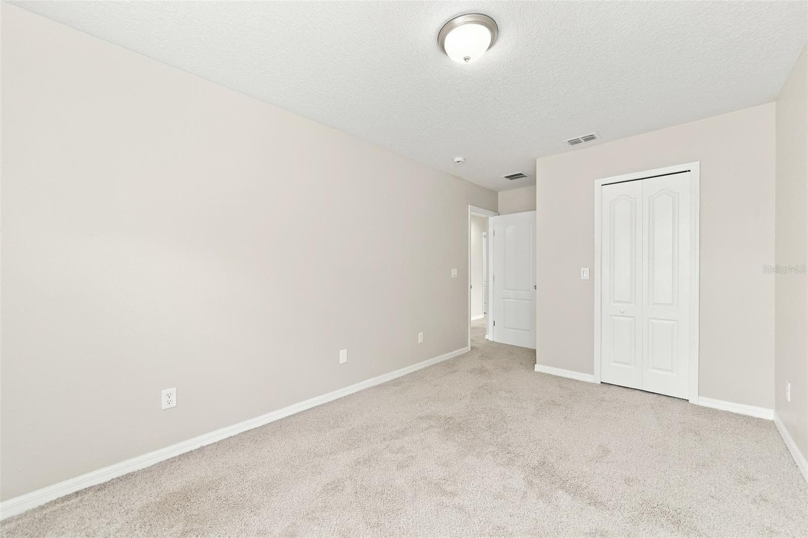 Single Family Residence at 2036 PORTCASTLE CIR, WINTER GARDEN, photo 34 of 43